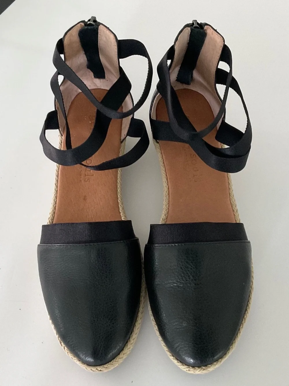 GENTLE SOULS by KENNETH COLE Noa Beth Black Leather Espadrille Sandals Size 8.5